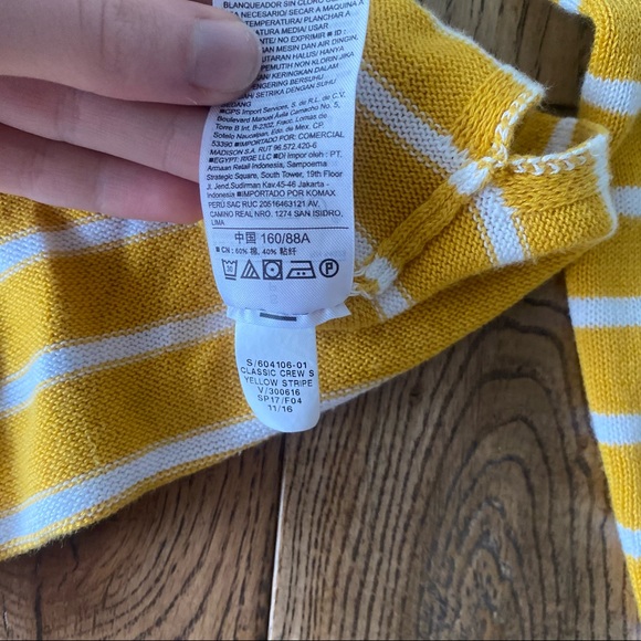 Striped crew neck sweater - Picture 6 of 7